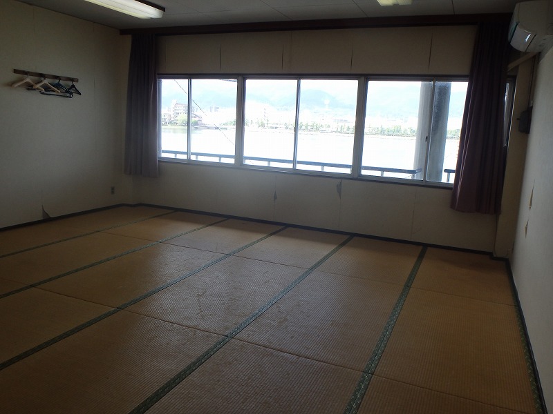 和室(10人部屋)